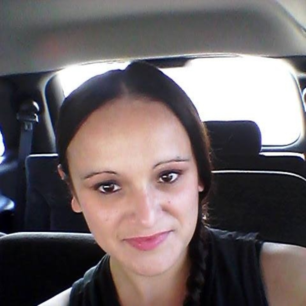 Meet your Posher, Adriana